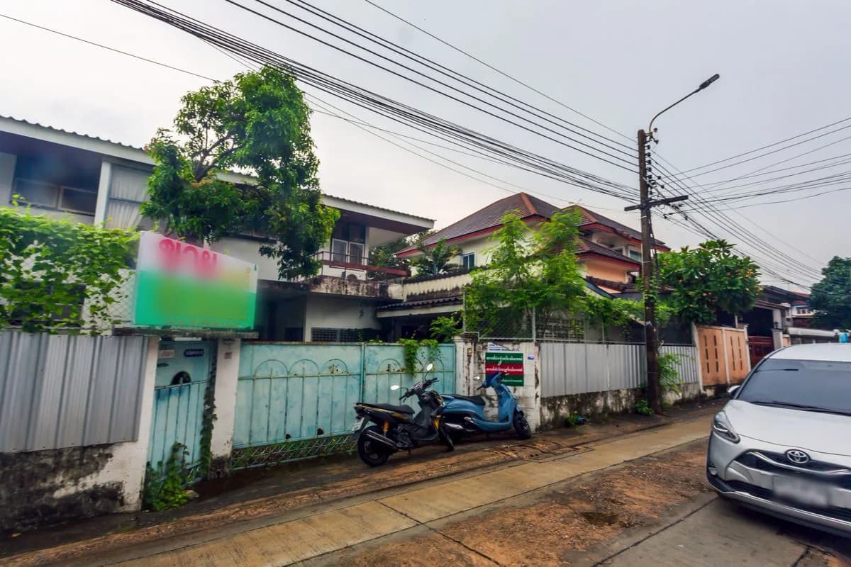 ขาย46.5/ให้เช่า50,000 ที่ดินพร้อมสิ่งปลูกสร้าง 1 งาน 55 ตร.ว. ใกล้ MRT สุทธิสาร รัชดาภิเษก ดินแดง รูปที่ 2