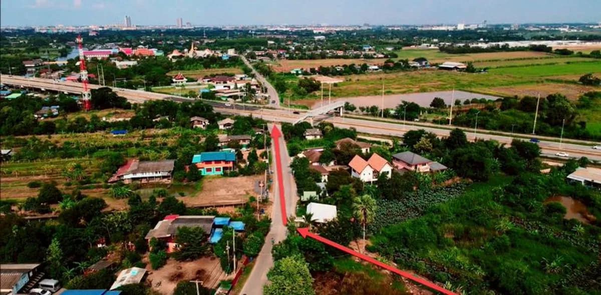 ขายที่ดินปทุมธานี 4 ไร่ ผังชมพู ใกล้ทางด่วนอุดรรัถยา บางพูด เหมาะสร้างบ้าน โกดัง รูปที่ 2