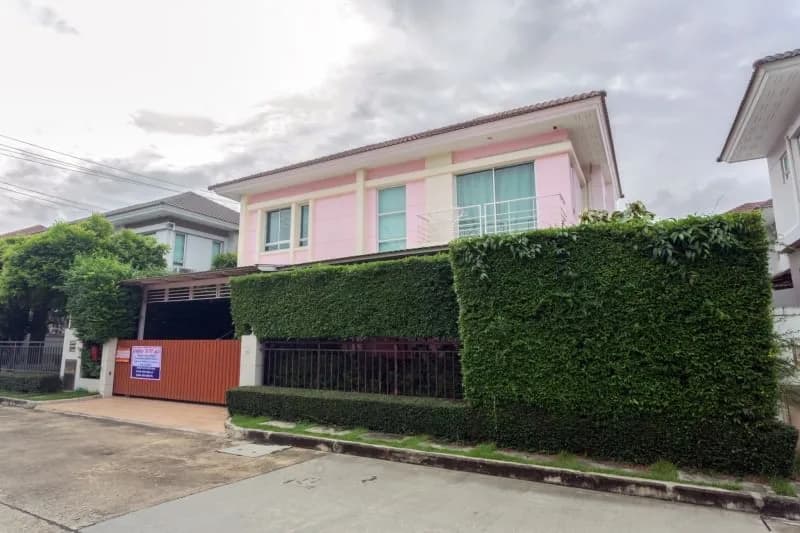 ขายบ้านเดี่ยว 2 ชั้น ไลฟ์ บางกอก บูเลอวาร์ด รามอินทรา ติดชิค รีพับบลิค 4 นอน 3 น้ำ House for Sale, Life Bangkok Boulevard Ramintra รูปที่ 2