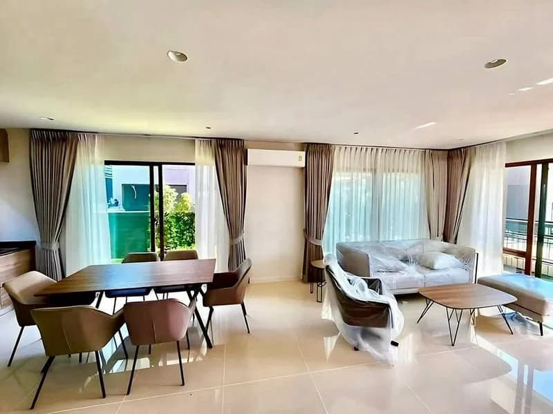 ให้เช่าบ้านเดี่ยว 2 ชั้น บุราสิริ กรุงเทพกรีฑา หัวหมาก 4 ห้องนอน ใกล้ไบรท์ตัน คอลเลจ รูปที่ 3