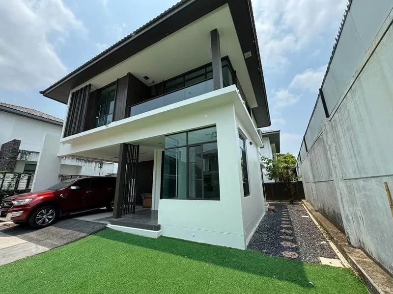 ให้เช่าบ้านเดี่ยว 2 ชั้น มัณฑนา อ่อนนุช-วงแหวน เฟอร์ครบ Renovate ใหม่ พร้อมอยู่