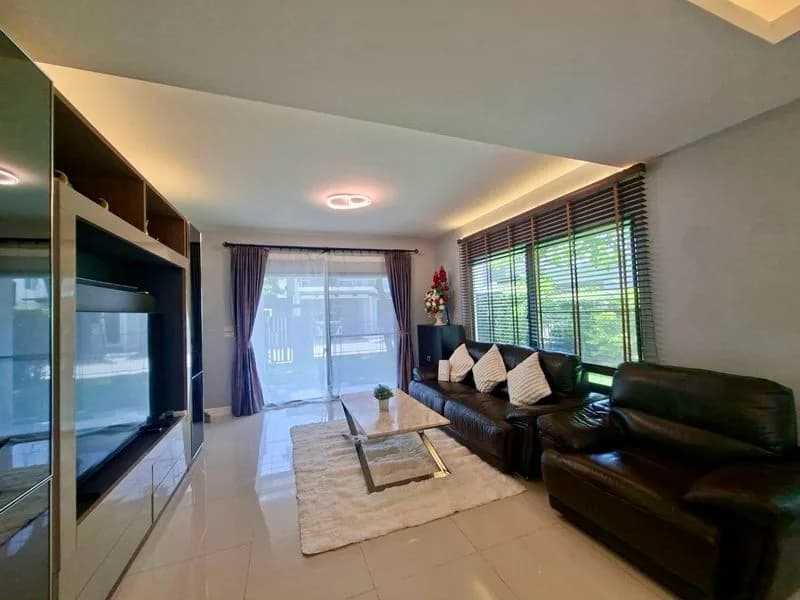 ให้เช่าบ้านเดี่ยวติดเมกะบางนา Mantana Bangna Km.7 4ห้องนอน พร้อมอยู่ รูปที่ 2